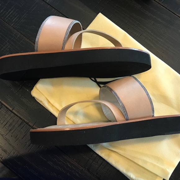 Delman - Picture 3 of 6